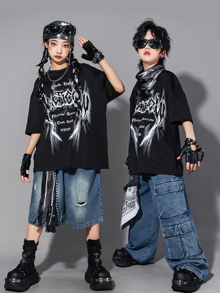 2025 Kinder Jazz Dance Kostüm Mädchen Denim Weste Hosen Jungen Street Dance Performance Kleidung Sommer Kurzen Ärmeln Anzug BL16125