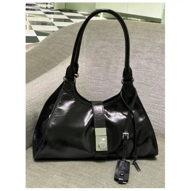 Bloom Vintage Black Shoulder Bags Women Retro New Pu Leather Large Capacity Underarm Bag Female Fashionable Y2k Handbag Purse