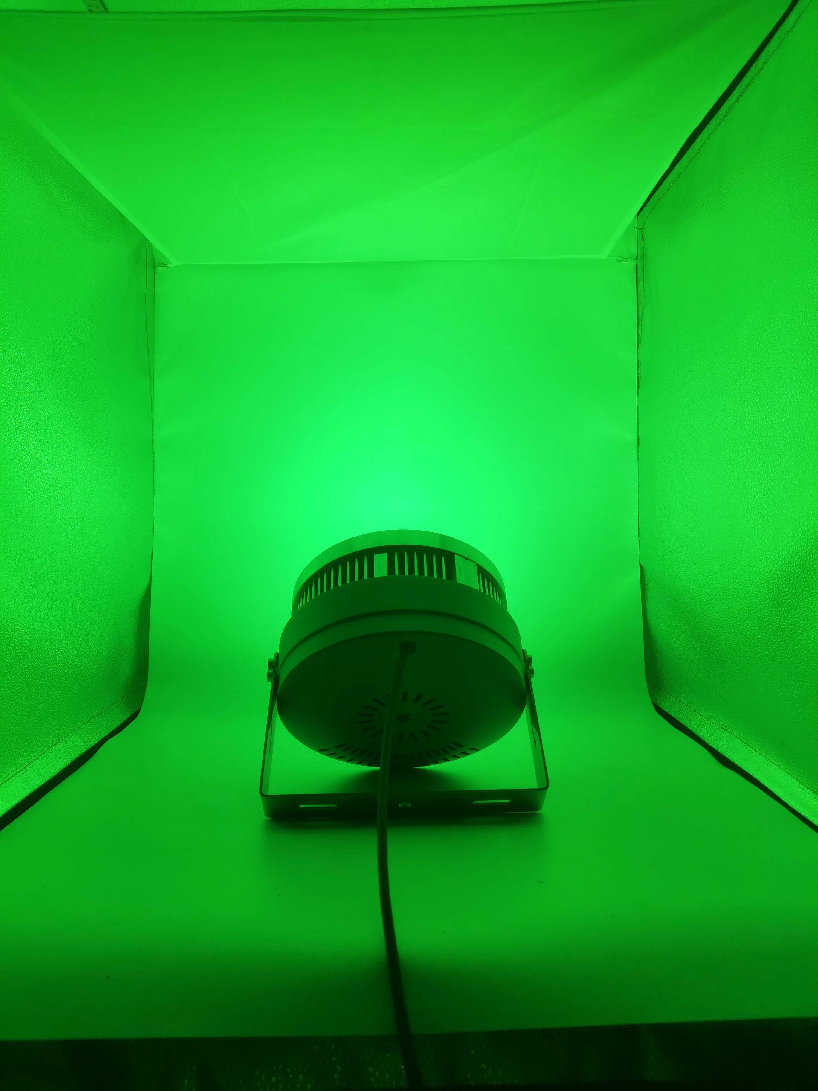 

Водонепроницаемый светодиодный фонарь для привлечения рыбы 1000 Вт, 220 В, IP68, с конструкцией из алюминиевого сплава