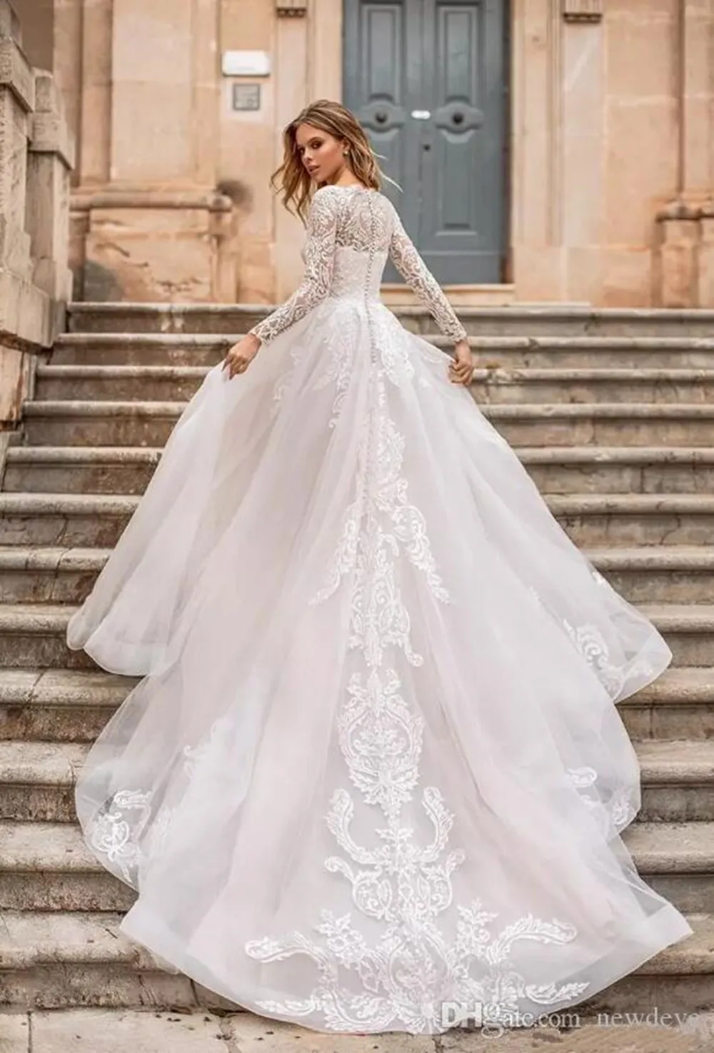 Graceful A-Line Wedding Dresses High Collar Appliqued Bridal Gowns Long Sleeve Court Train Plus Size Wedding Dress Custom Made