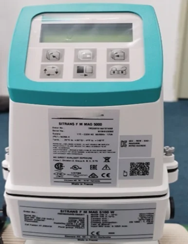 

Компактная версия с удаленной версией датчика электромагнитного расхода