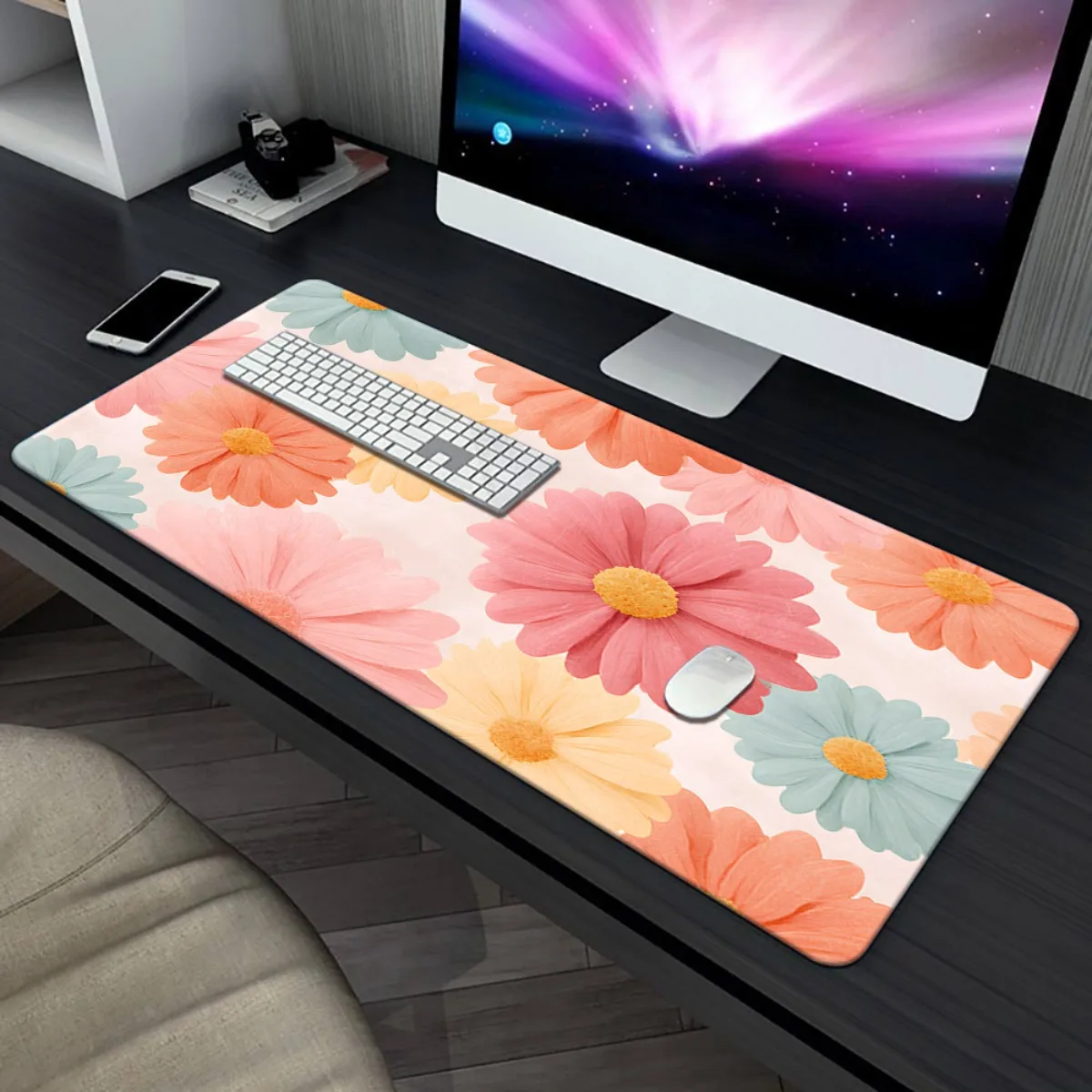 Pastel Daisy Flower Extra Large Desk Pad Non-Slip Rubber Mouse Pad for Gaming and Office