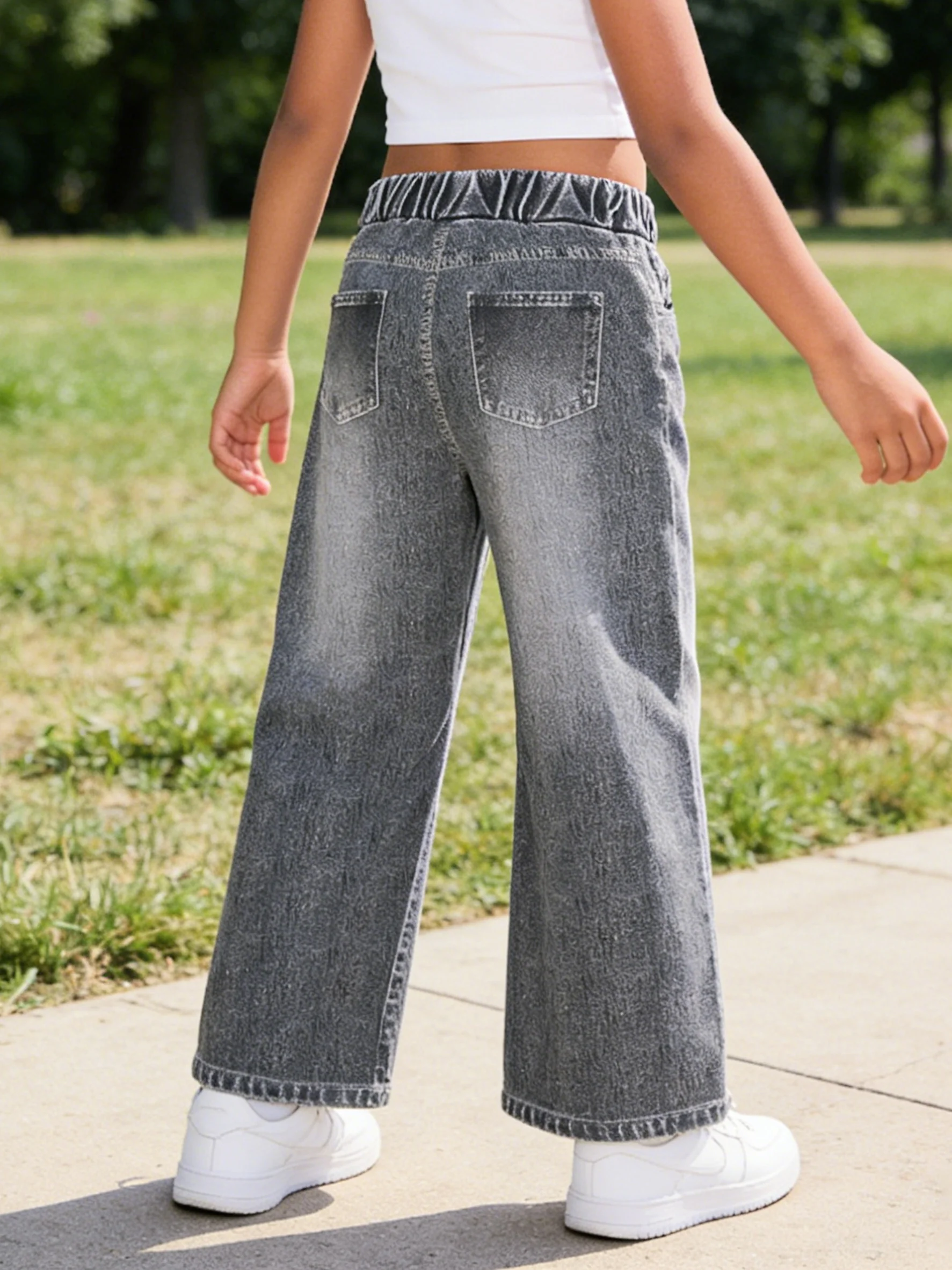 2026 children's gray simulation denim wide-leg pants, old holes + black and white graffiti style