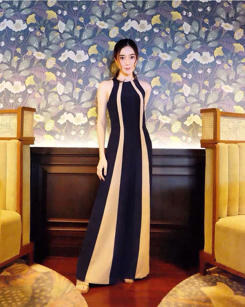 트렌디한 출퇴근용 OL 베스트 네이비 컬러 슬림핏 점프수트 하이웨이스트 코튼 블렌드 원단 비즈니스 캐주얼 슬리