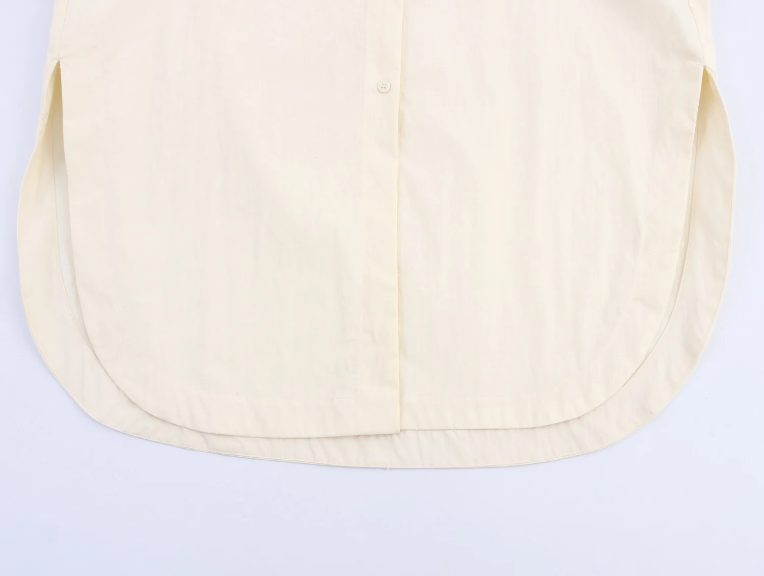 ชุดเดรสสไตล์ยุโรปและอเมริกา คอลเลคชั่นฤดูใบไม้ร่วง 2025 สำหรับผู้หญิง สไตล์ลำลอง ตกแต่งด้วยเข็มขัด แขนพองทรงเสื้อเชิ้ต