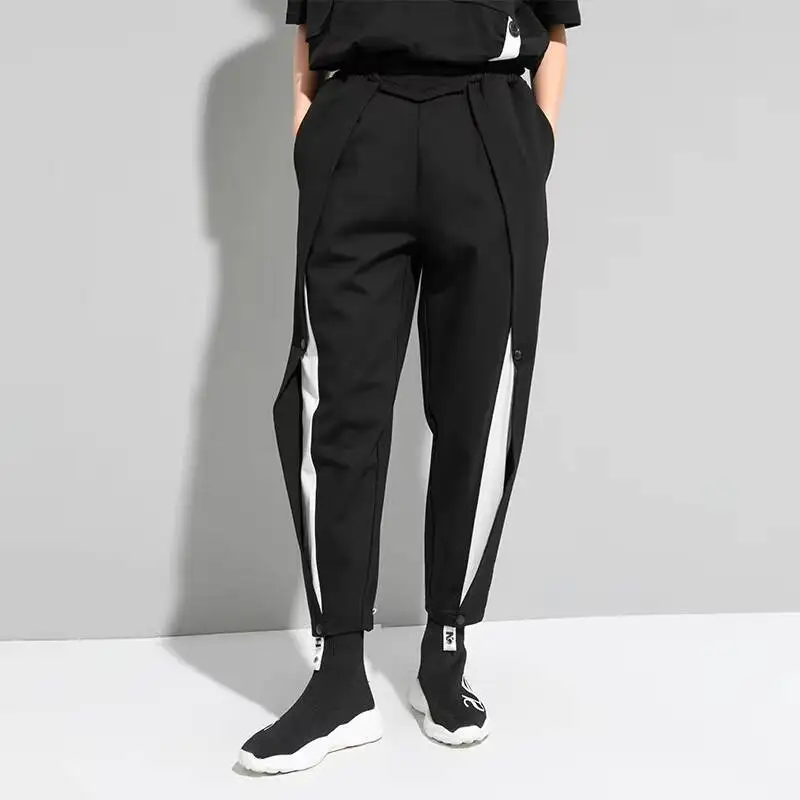 

Ladies Harun Pants Spring And Autumn New Black And White Stitching Personality Button Casual Large Size Nine Minutes Pants