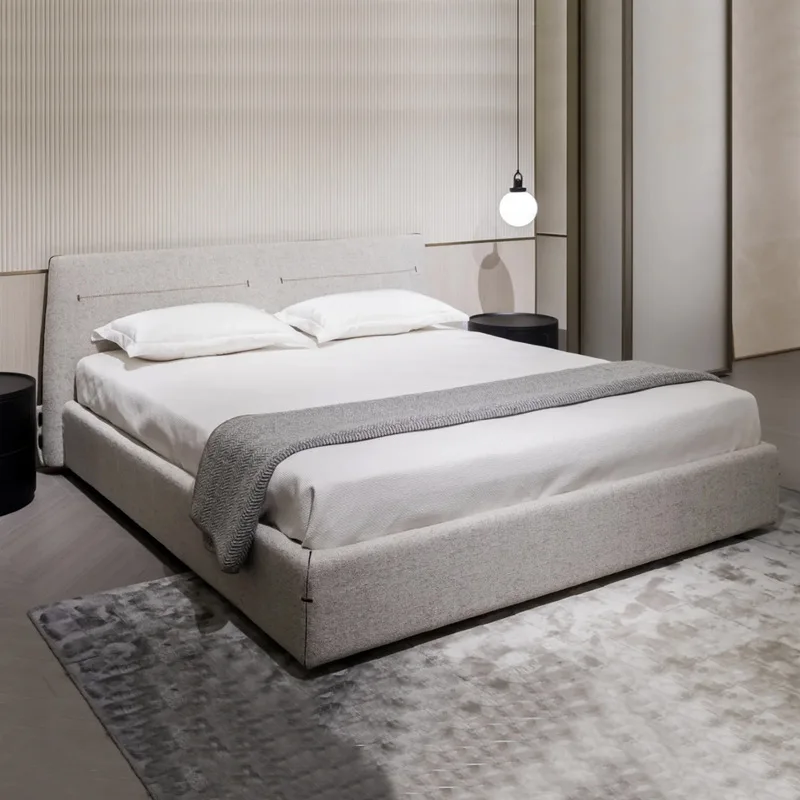 

Light luxury simple modern villa big bed small apartment designer model room master bedroom double bed