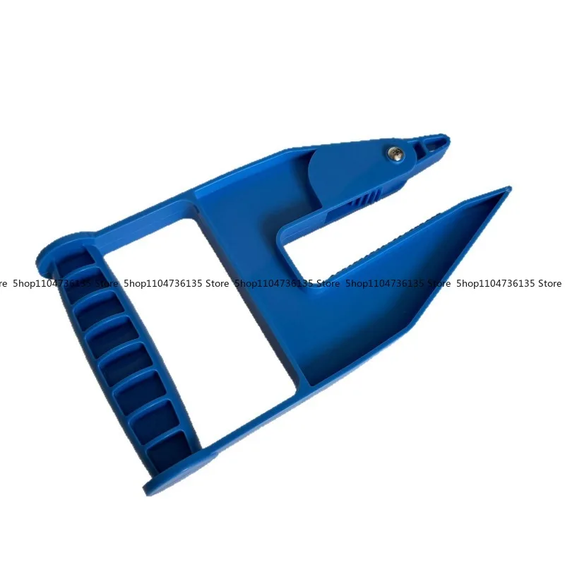 Cushion  Handling Tool Clip, Ergonomic Mat, Handle Labor-saving and Not Dirty Hand Carpet Handling Clip
