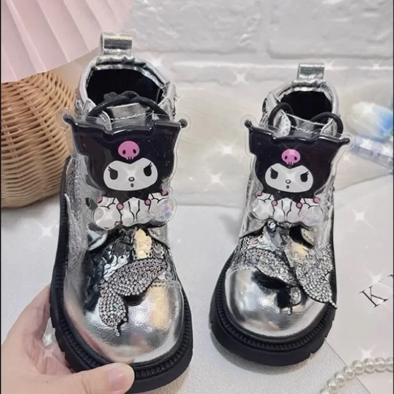 Dulce Anime Kuromi Sanrio Ins Kawaii niños Martin botas lindo dibujos animados encantador colgante tobillo cuero princesa zapatos regalos Juguetes