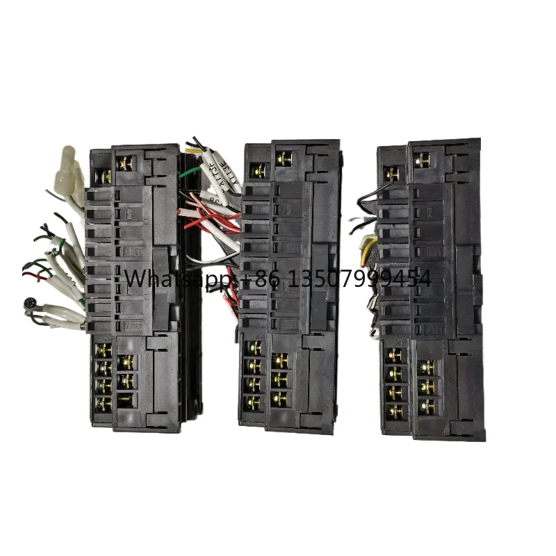

Hot Offer AJ65SBTC1-16D1 AJ65SBTC1-32D1 AJ65SBTC1-32T1 AJ65SBTC1-64D1 Original New CC-Link Remote IO Module for Industrial
