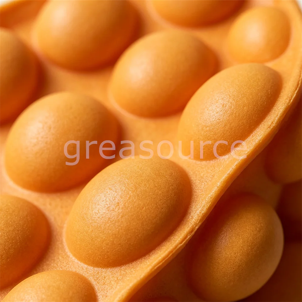 Bubble Waffle Eiscreme-Modell PU Hong Kong Style Egg Puff Scoop Ball Fake Food Requisite für Café-Display Karamell-Keks-Sauce Snack