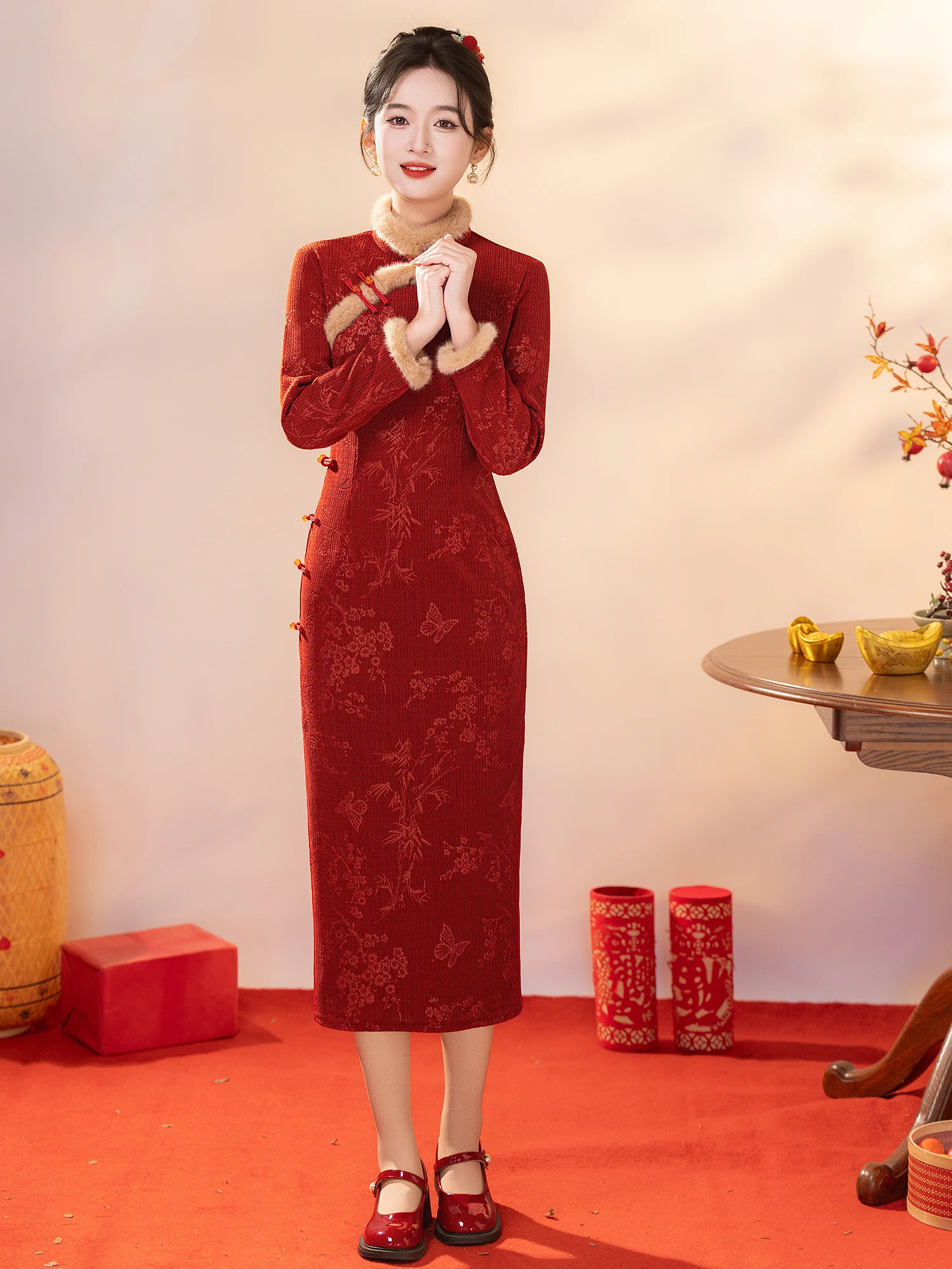 

Red Thiened Fce Long Sve Qipao Dr Traditional Chinese New Year Wedding Dr Vintage Sle Mid-Length Casual Wear