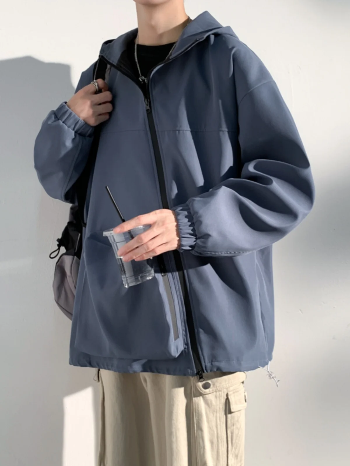 

Мужская водонепроницаемая куртка для альпинизма, модная спортивная рабочая одежда для активного отдыха, осень 2024, новинка, свободный крой, с декоративной молнией