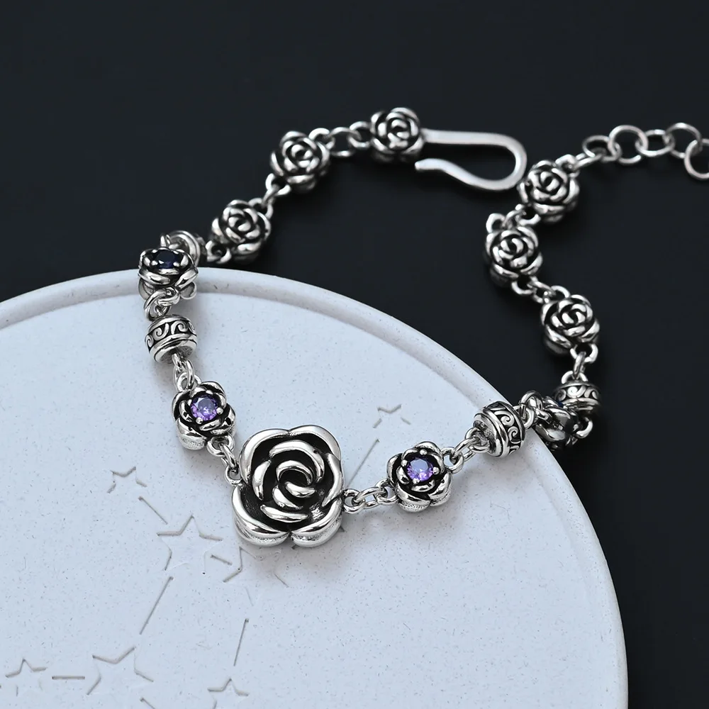 Neu eingetroffen: Elegantes Damenarmband aus 100 % 925er Sterlingsilber mit glänzenden Kristallen und Rosenblüten – Schmuck für Frauen, Geburtstagsgeschenke 2026 – Detail 5