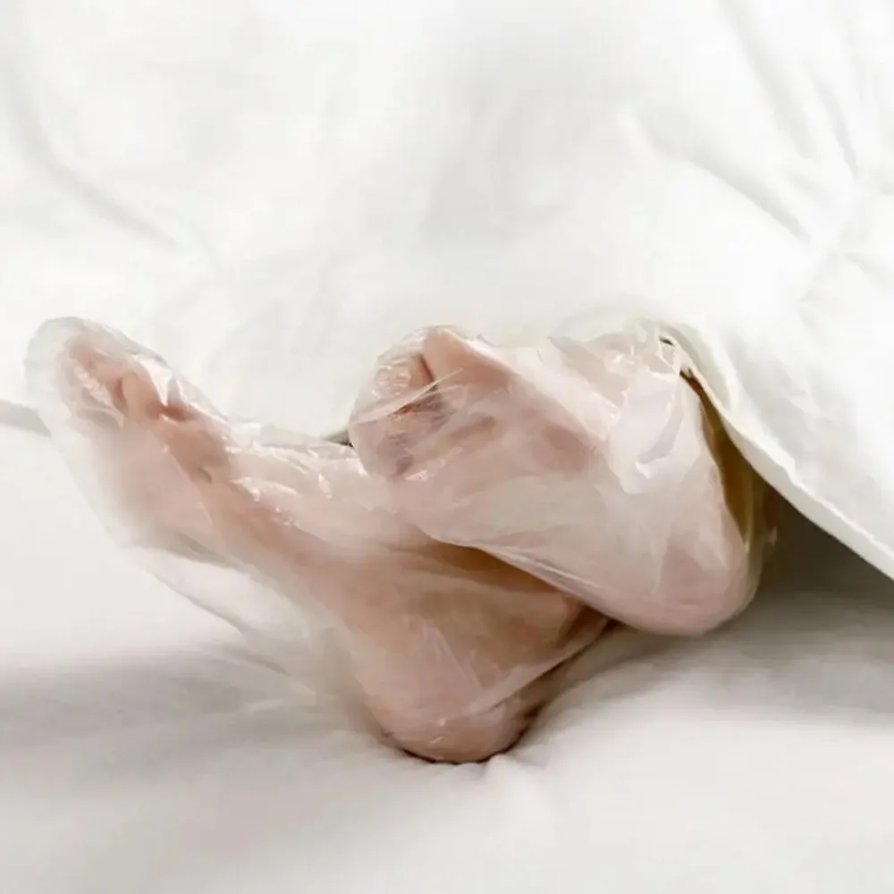 100/200 Uds. Calcetines desechables para hidratar los pies, bolsas transparentes para pies, cubiertas de PE para SPA de pies, removedor de callos, herramientas de pedicura para el cuidado de los pies