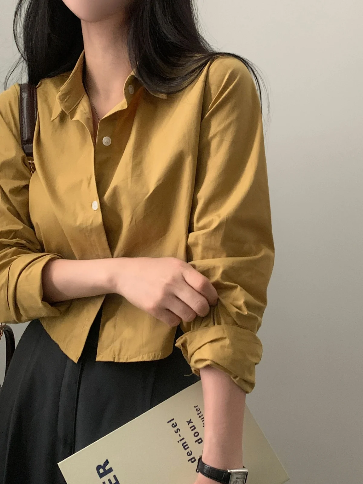 

Elegant Short Sleeve Long Shirt Women's Commute Style Vintage Design High Waist Chic Spring Fashion High Quality Ladies Shirt