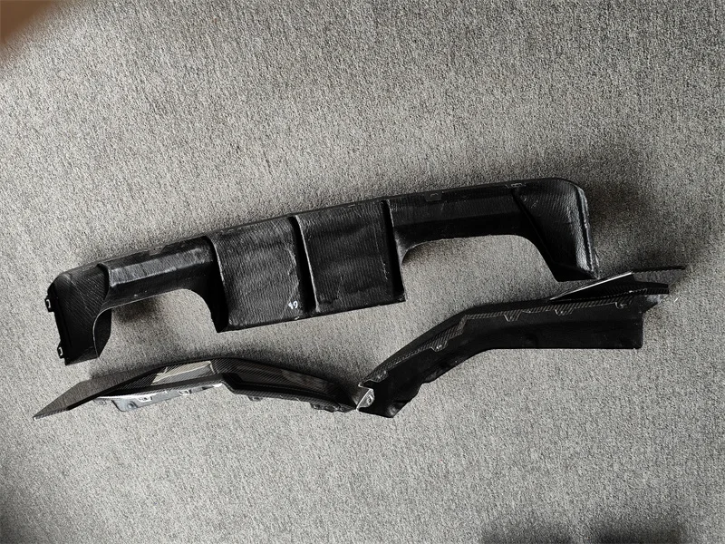 

Комплект заднего диффузора из углеродного волокна в стиле MP для B M3 G80 M4 G82 G83 2021, край переднего бампера, боковая накладка, задний диффузор