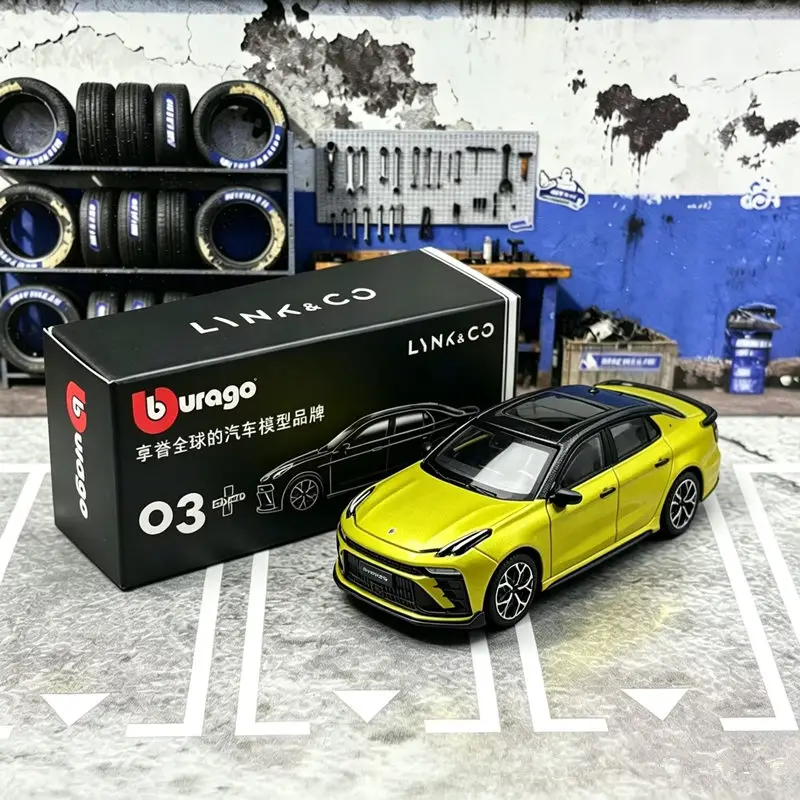 Bburago 1:64 LYNK&CO 03+ 03 Coupe Alloy Sports Car Model Diecast Metal New Energy Racing Vehicle Car Model Simulation Collection