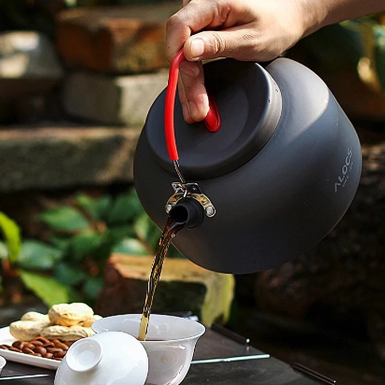 ALOCS 0.8L/1.4L Aluminum Alloy Ultra Lightweight Portable Outdoor Boiling Tea Pot Kettle for Outdoor Camping Cooking