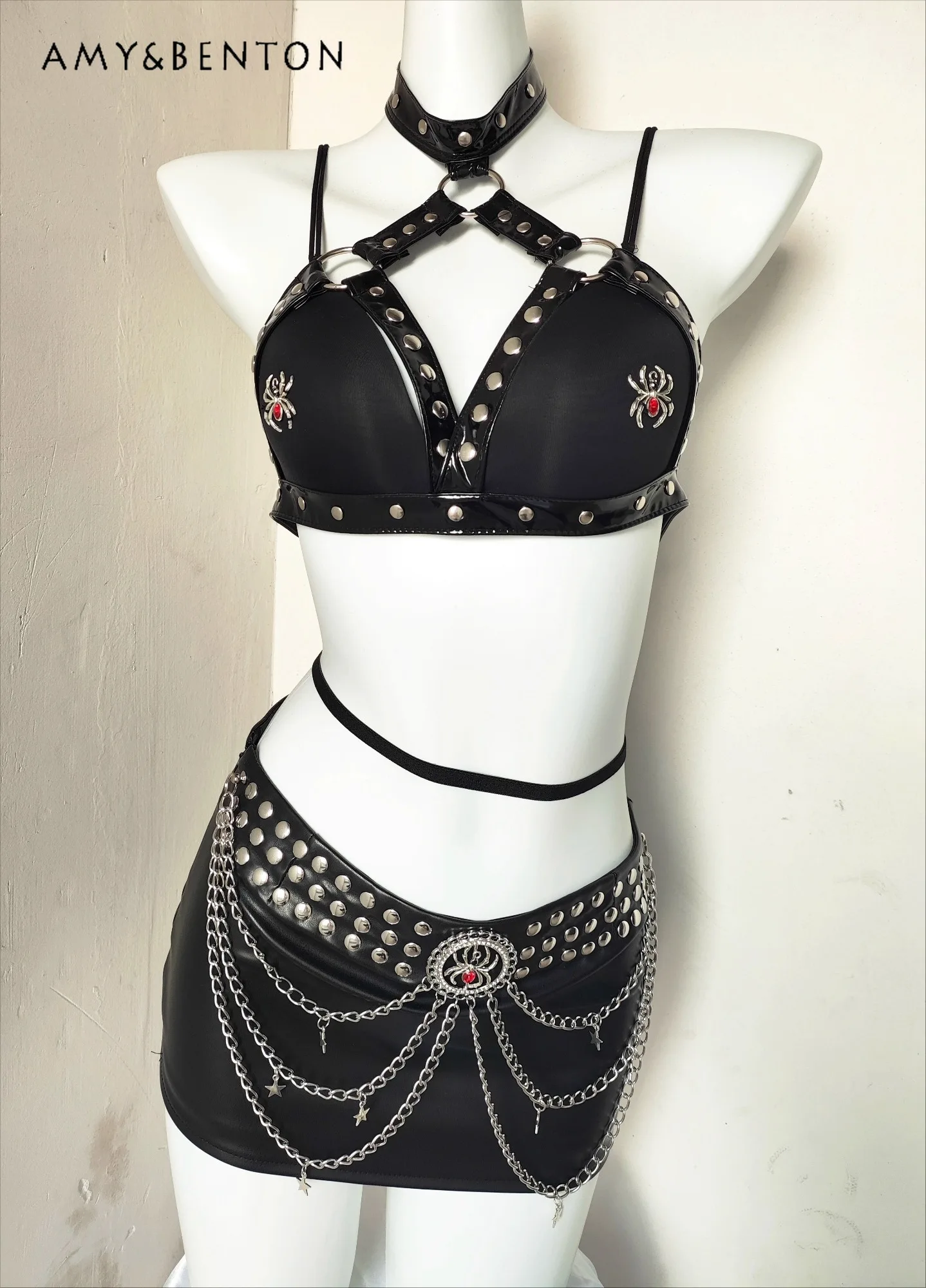 

European and American Punk Style Y2K Hot Girl Sexy Spider Rivet Chain Halter Top Bodycon Leather Mini Skirt Two-Piece Set