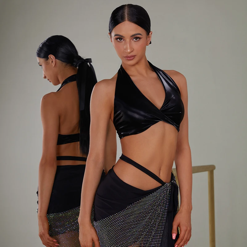 Одежда для латинских танцев из Великобритании, женский топ премиум-класса для латинских танцев с закрученной передней частью и встроенным бюстгальтером, минималистичная одежда для танцевальной практики с вырезом