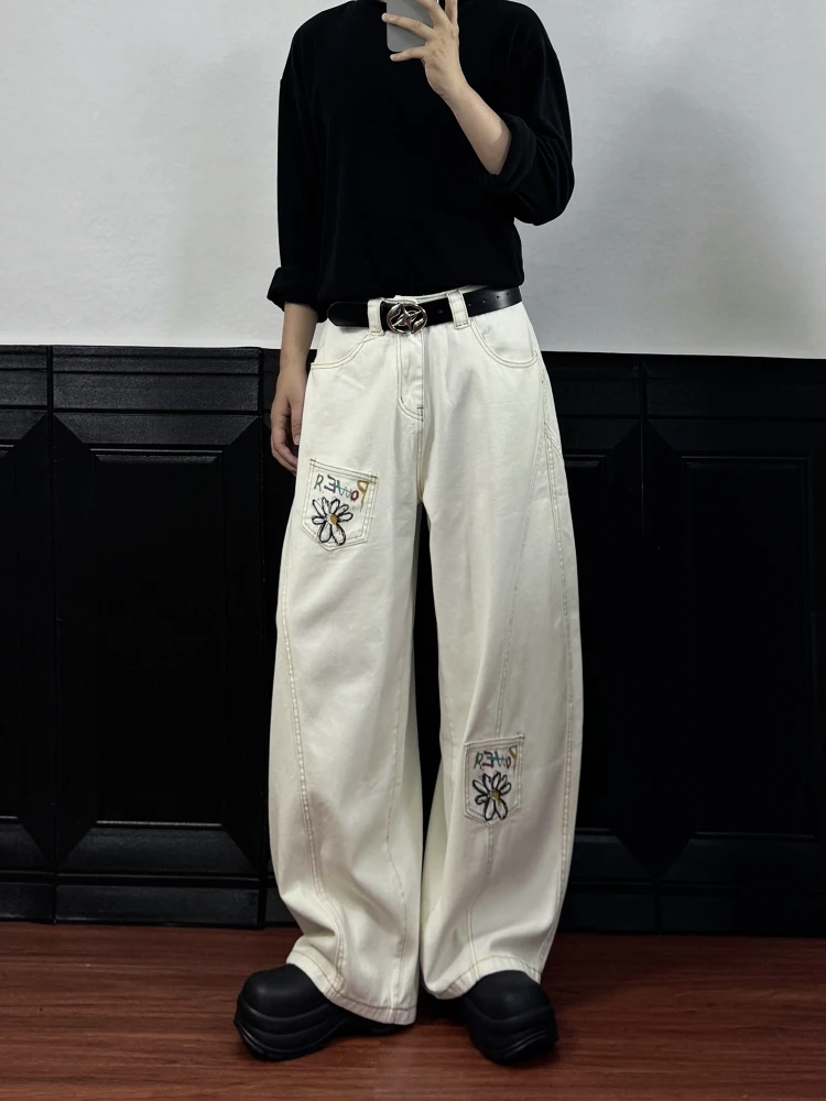 Retro American High Street White Denim Jeans Loose Fit Hip Hop Daisy Print Long Trousers Unisex Casual Wear Breathable