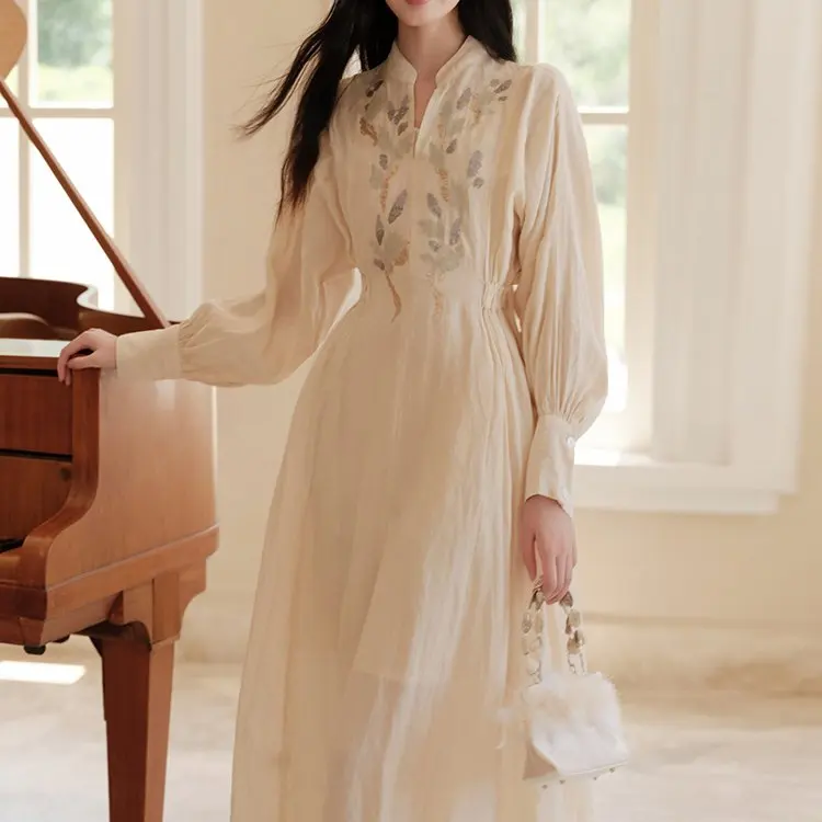 

Hand-Painted 3D Sequin Embroidery Lyocell Flax Washed Fabric Slim Fit Retro Dress Sketch Fashionable Autumn Dress