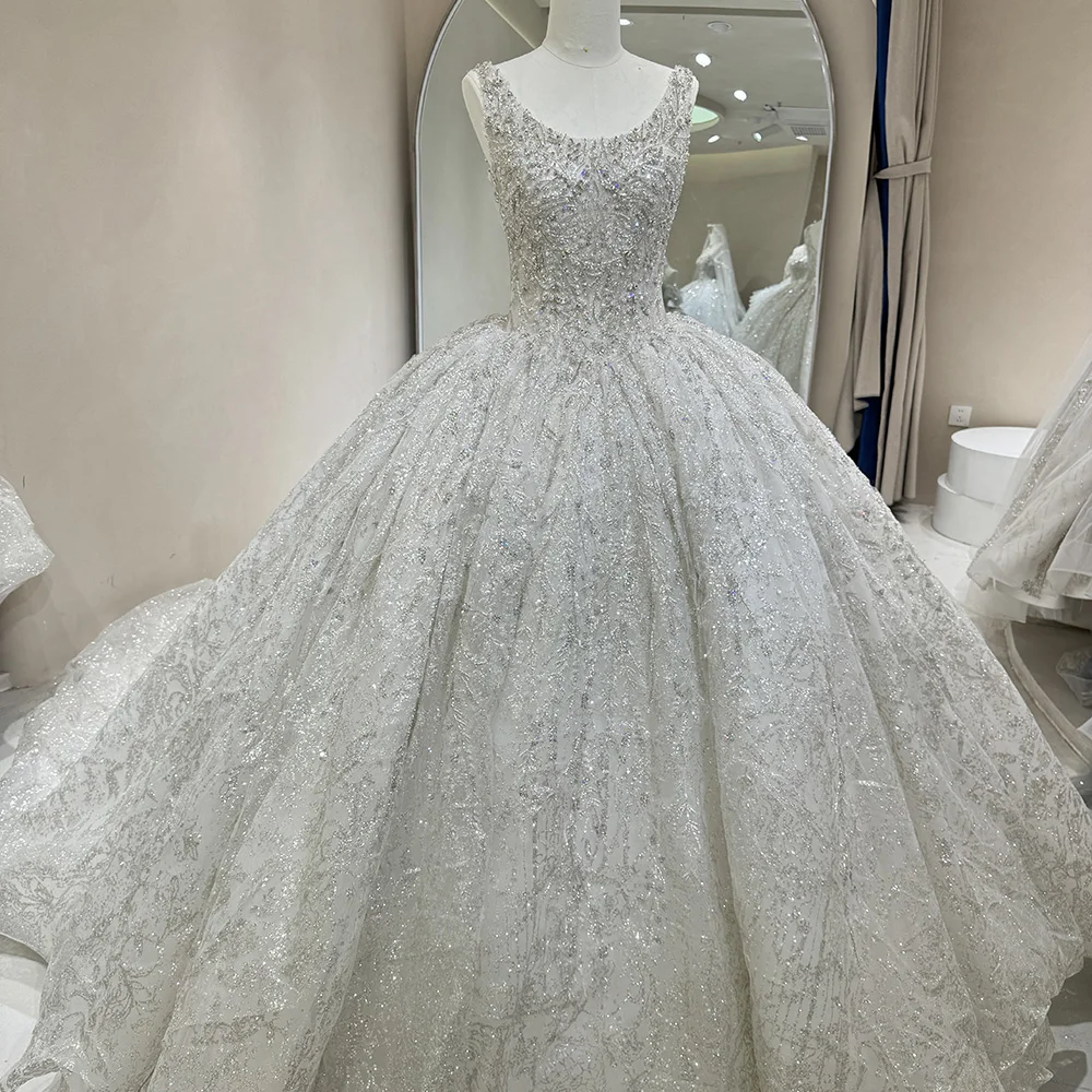 

Customized Sparkly Sequins Tank Ball Gown Wedding Dress For Women Ruched Sleeveless Beading Bridal Gowns Court Train Dw0031