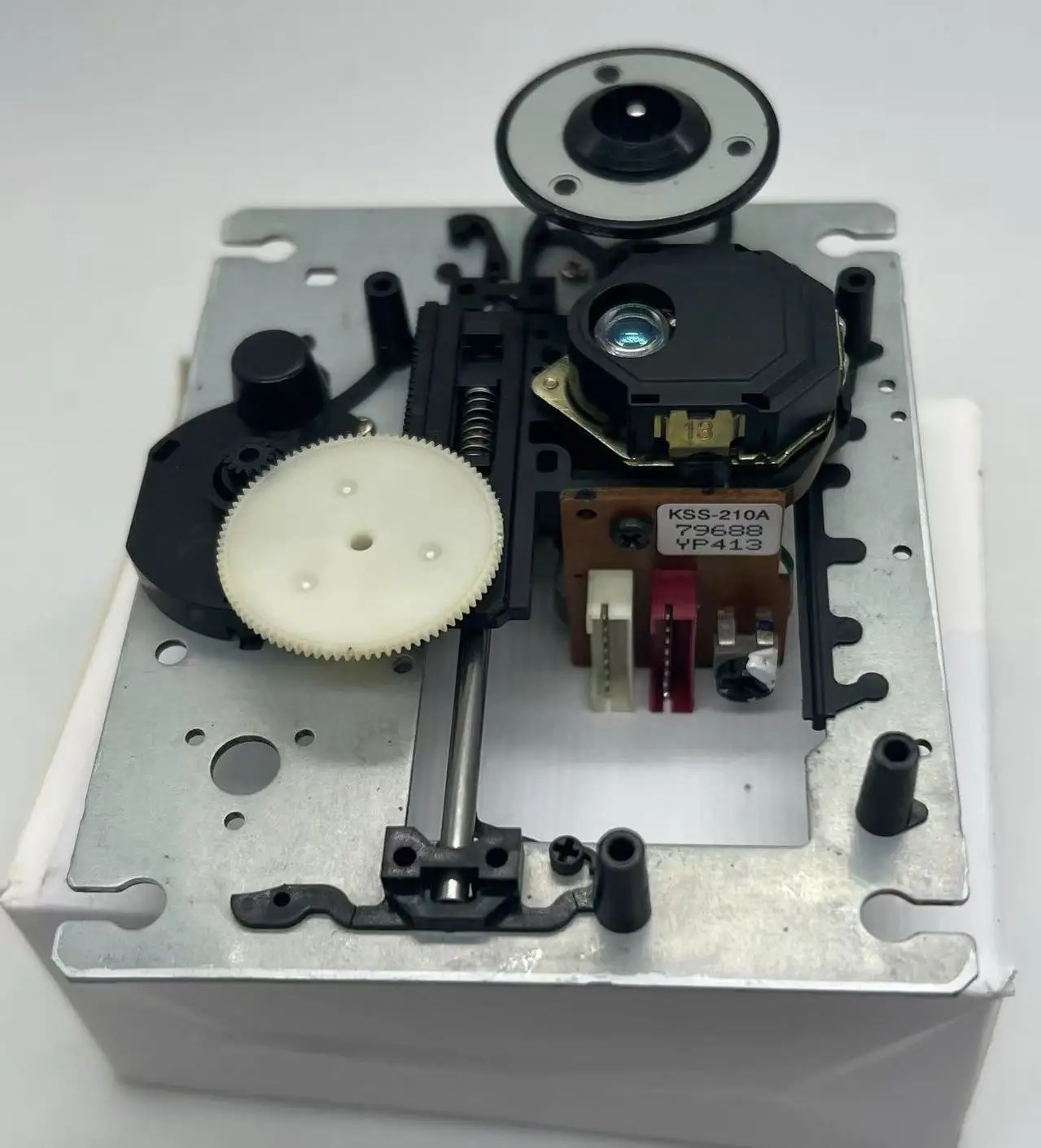 KSM-2101ADM KSS-210A KSS-210B KSM2101ADM CD VCD Лазерная головка Оптические датчики с механизмом KSM-2101ADM KSS-210A KSS-210B KSM2101ADM CD VCD Лазерная головка Оптические датчики с механизмом