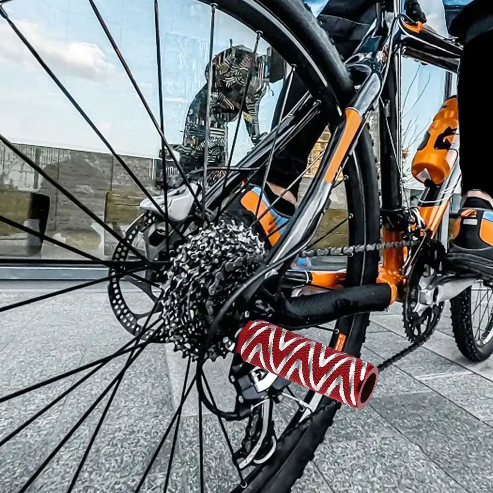 

Anti Slip Bicycle Footrest Cycling Footrest Red Anti-Skid Pedals Engraved Stripes Suitable For General Bicycles