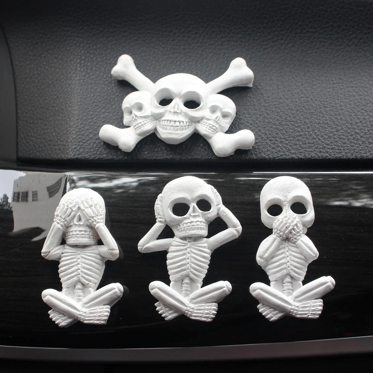 

Resin Skull Wall Art - Spooky Home Decor