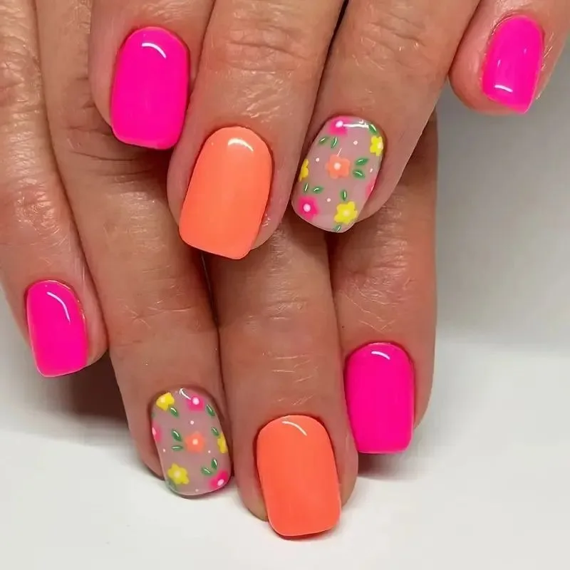 2026 New Simple Short Square Glossy Manicure Cute Spring and Summer Gentle Fashionable Flower Design Whitening Wearable Nails