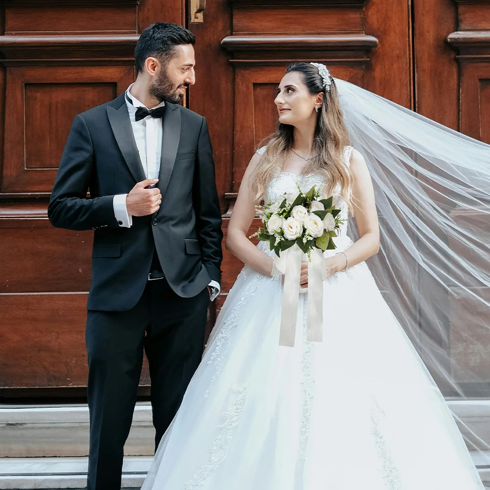 

Ручной букет невесты в западном стиле, имитация рук, букет, реквизит для свадебной фотографии на открытом воздухе, новый свадебный букет 25 см