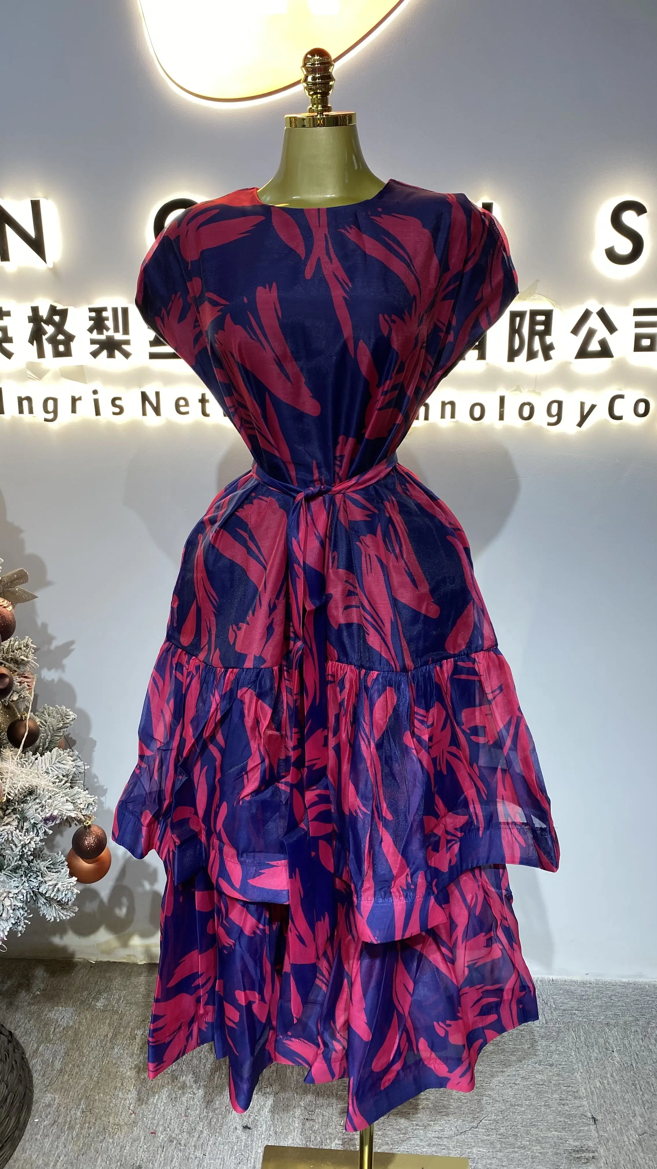 

Evening dress, women's fashion, printed, plain sleeve, high-waisted, tea-colored long skirt, chiffon.-GZXX502