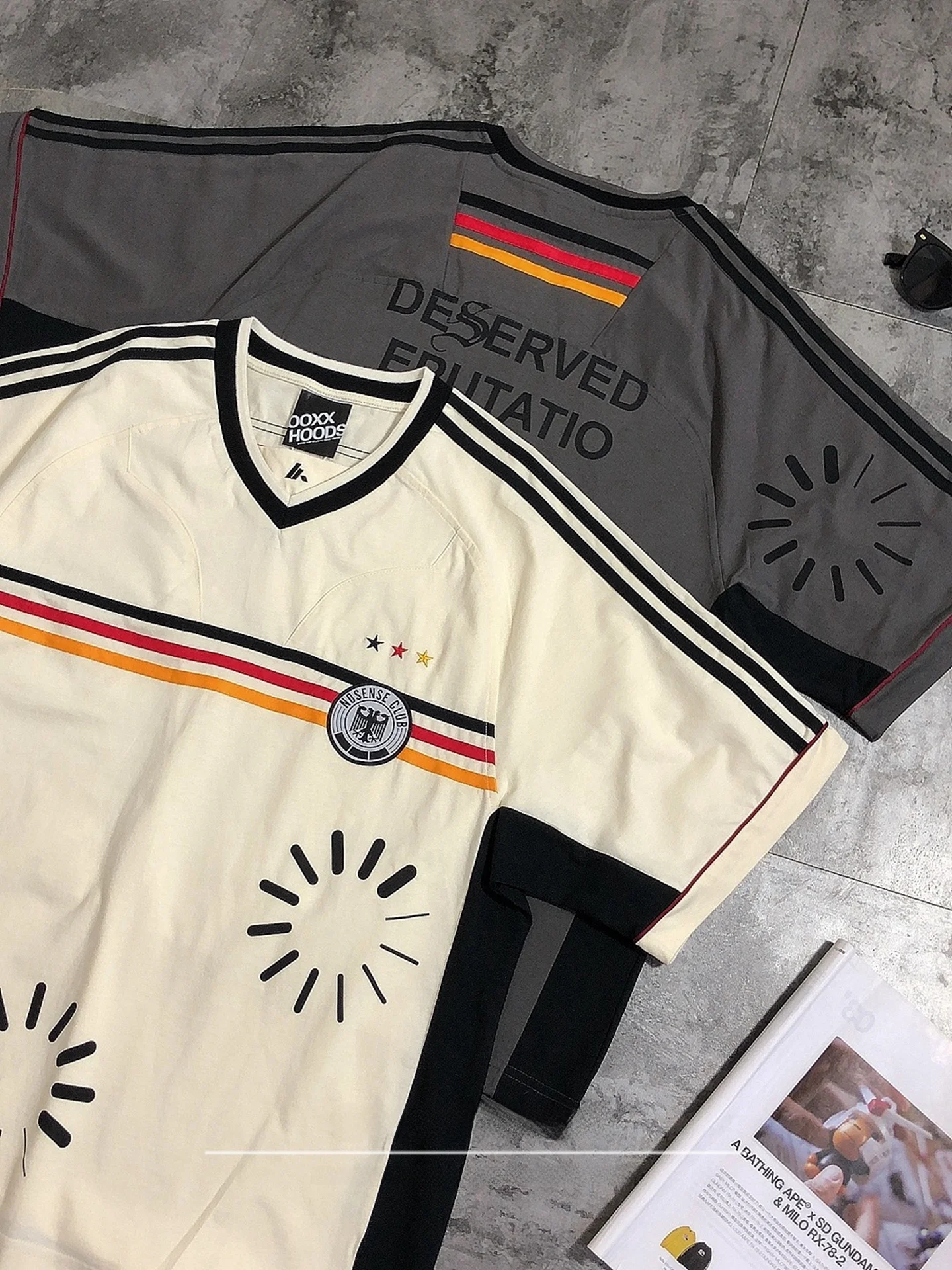 Oversize Short Sleeve T-Shirt Three Stripe Satire Personality Original Football  Team Loose Fit Cotton Casual Tee