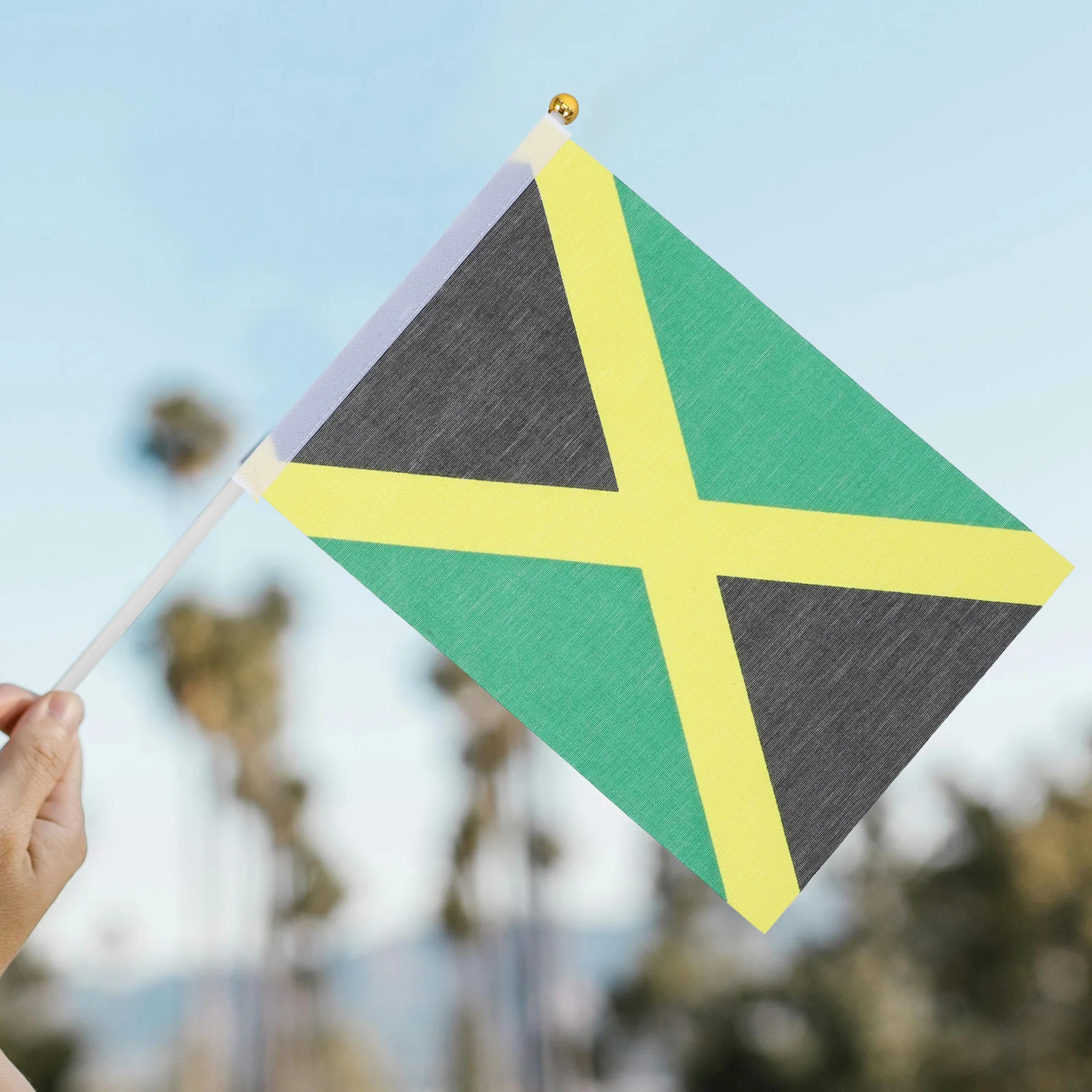 100 قطعة من أعلام جامايكا المحمولة، أعلام حفلات جامايكية صغيرة صغيرة على عصا للاحتفالات، علم جامايكا، حفلة جامايكية