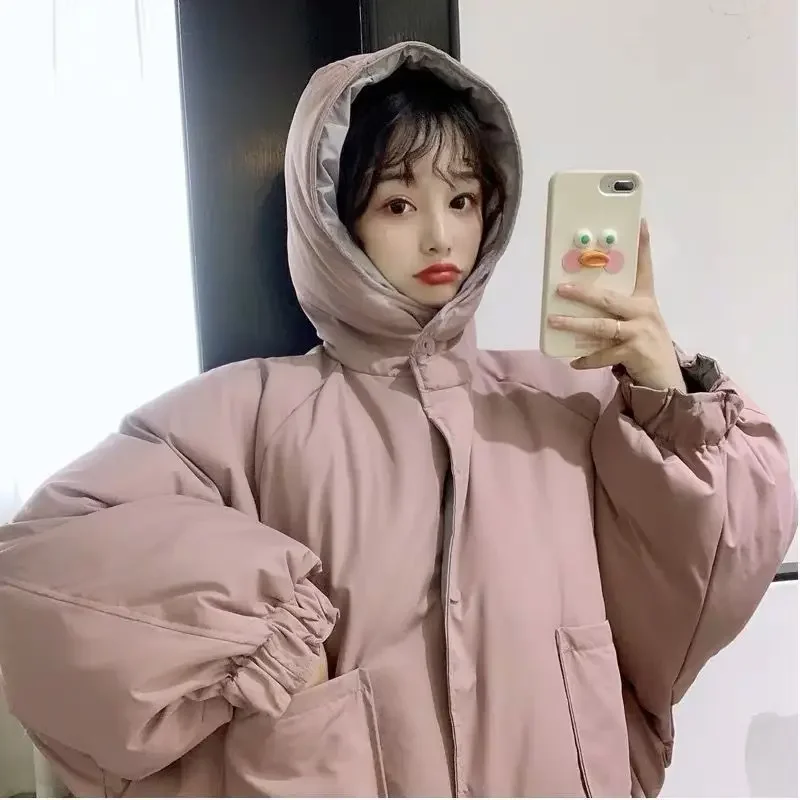 เสื้อพาร์กาสั้นสำหรับผู้หญิง ฤดูหนาว มีฮู้ด บุโพลีเอสเตอร์ แบบกลับด้านได้ หนา สไตล์เกาหลี ติดกระดุม มีกระเป๋า สีพื้น แฟชั่น ทันสมัย