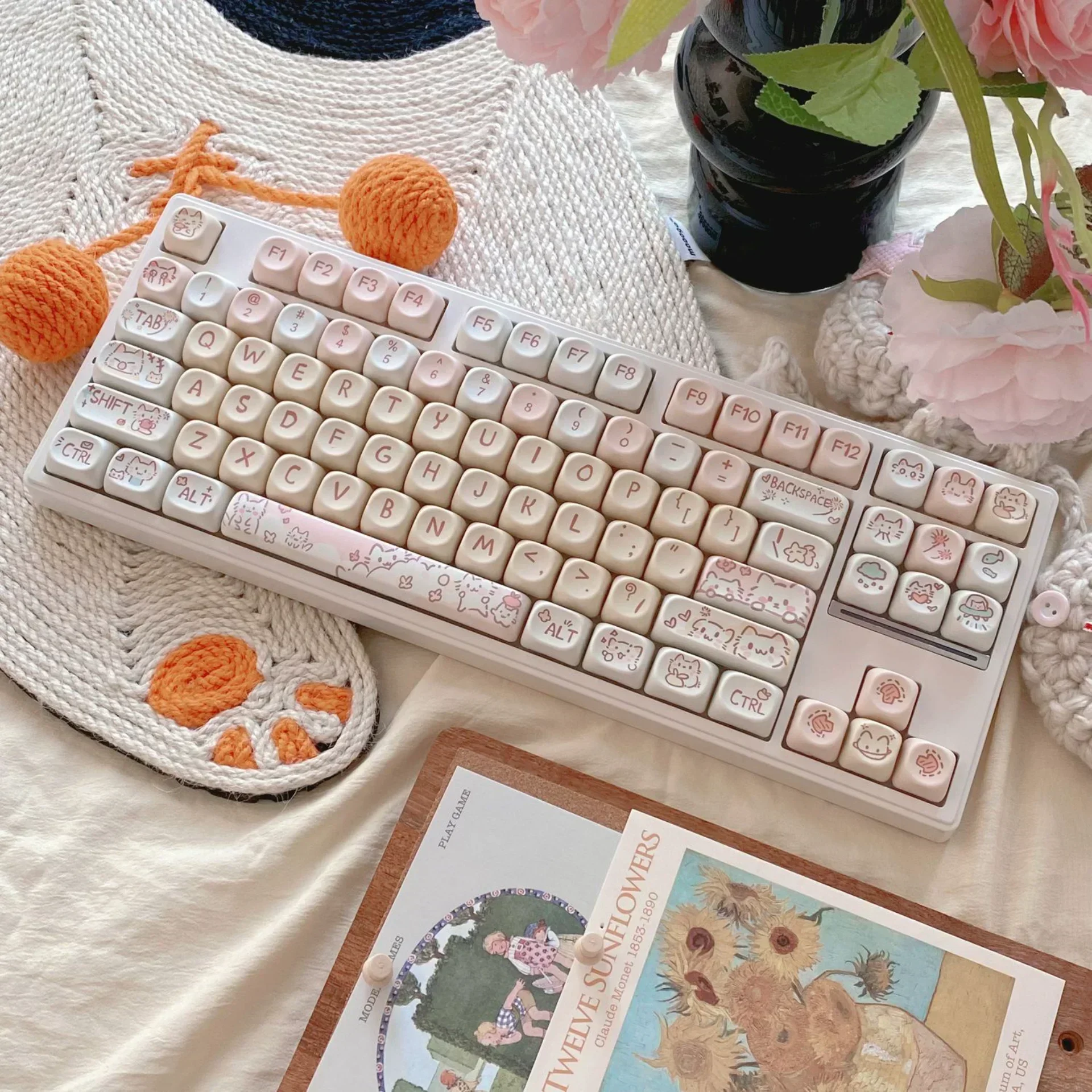 

MOA Super Cute Keycap Set PBT 131 Keys Pudding Cat for 60/64/84/98/108 Gaming Mechanical Keyboard MX Switch