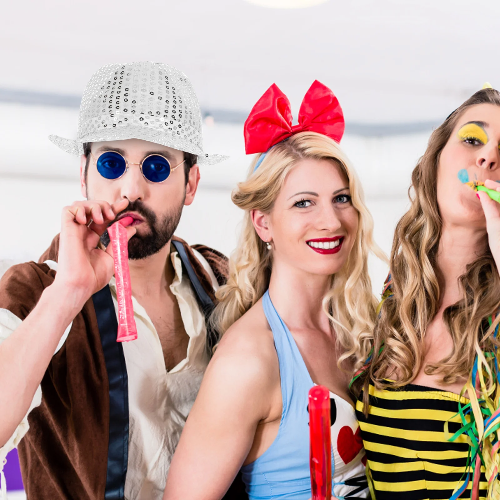 

Glitter Sequin Hat Dazzling Lightweight Party Accessory for Birthday Wedding Nightclub Events Shining Disco Cap Mens Bow Tie