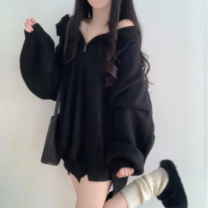 

Women's Chic Loose V-Ne Autumn Winter Sweater Warm Long Knitted Top with Slit Comfortable Mid-Length Crew Ne Pullover