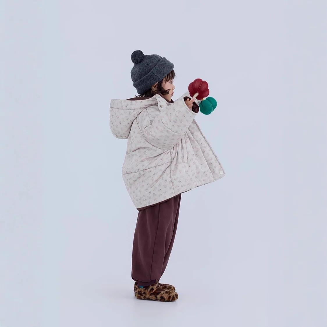 Children's Floral Reversible Cotton Coat 2025 Winter New Korean Version Girls Retro Letter Embroidery Hooded Cotton Coat