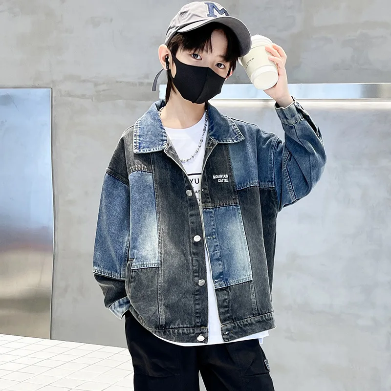 Children's clothing, boys' spliced denim jacket, autumn new item, Zhongda children's spring and autumn casual stylish contrastin