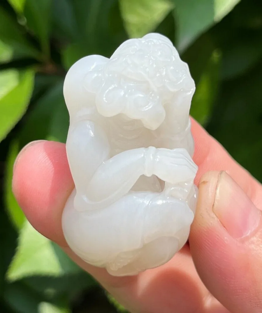 CERTIFIED 43.4g 100% NATURAL HOTAN WHITE JADE {Suet White Jade} HAND CARVED ARHAT PENDANT