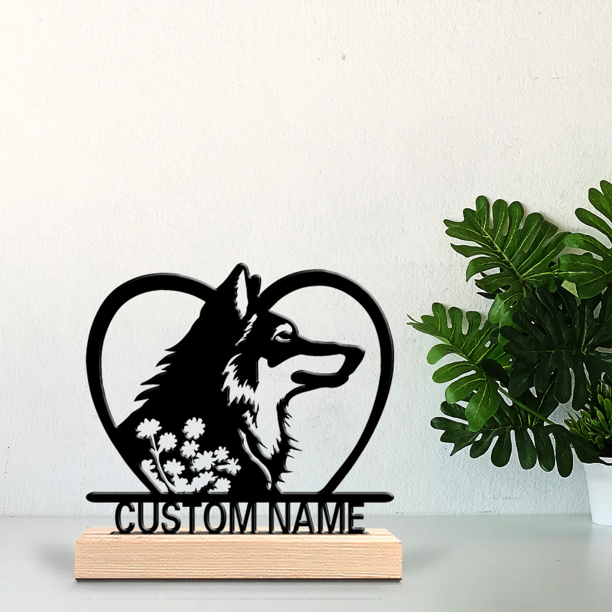 1 pièce Statue en métal personnalisable avec texte 'love wolf', Ornement artisanal avec base en bois pour table de maison