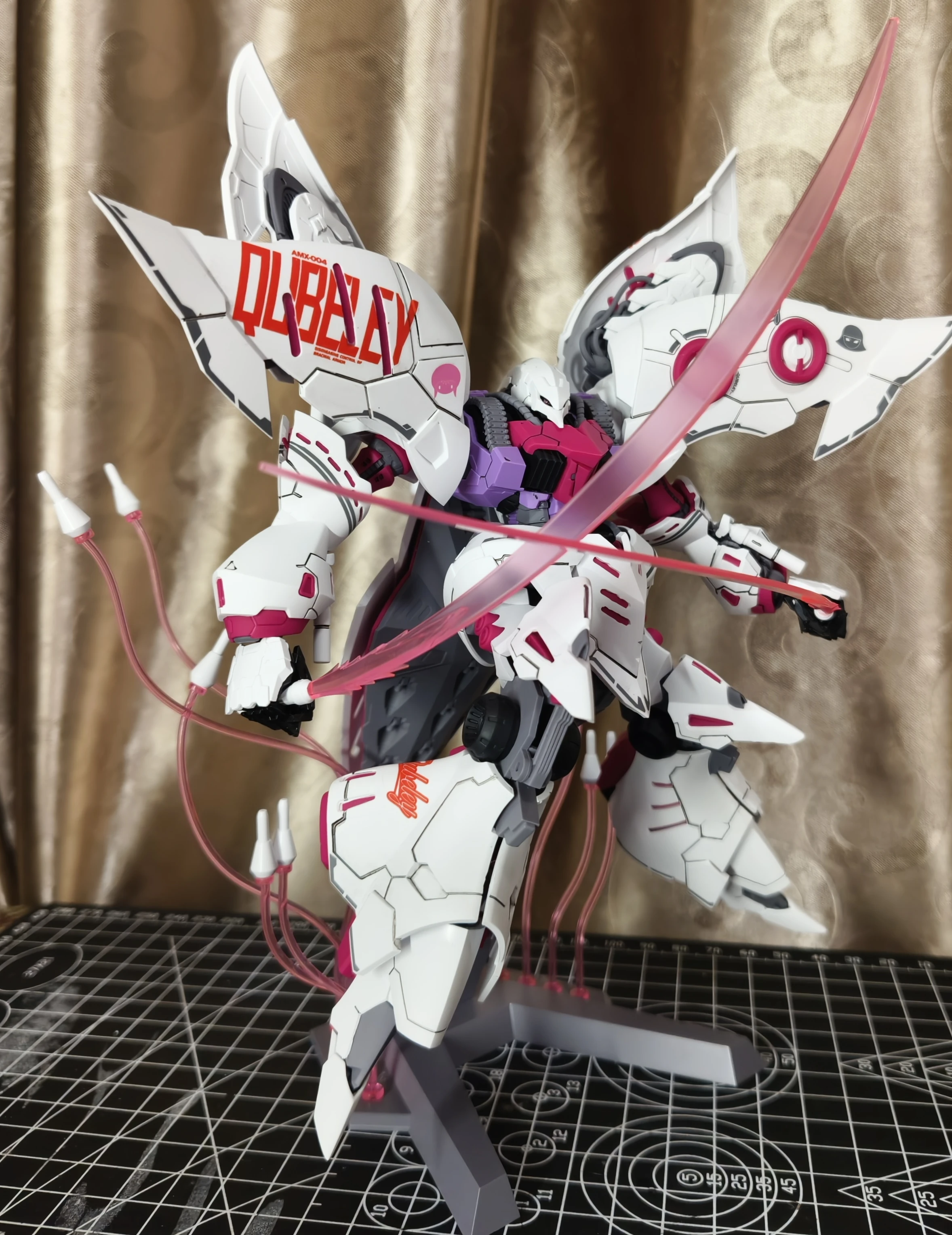 Yiya Studio Qubeley 1/120 Amx-004 ديلوكس طبعة لعبة المنقولة Mecha تجميع عمل الشكل نموذج شخصية في الأوراق المالية