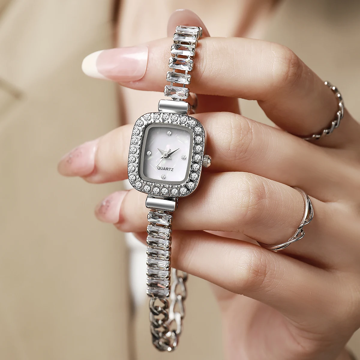 

New Arrival Diamond-encrusted Fashionable Small Dial Fine Strap Dot Dot Scale Women's Quartz Watch for Christmas and Halloween G