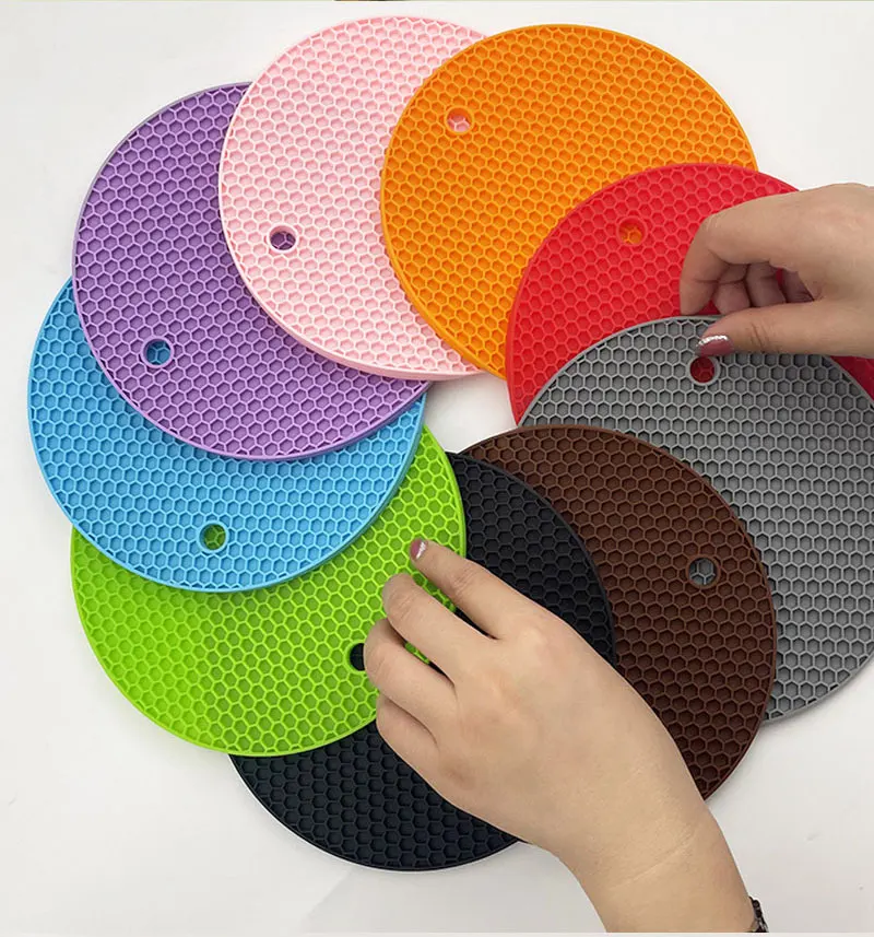 18cm Runde Silikon-Tischmatte Extra Dickes Tischset Offene Wabenstruktur Rutschfest Hitzebeständig Untersetzer für Kaffeebecher – Detail 3