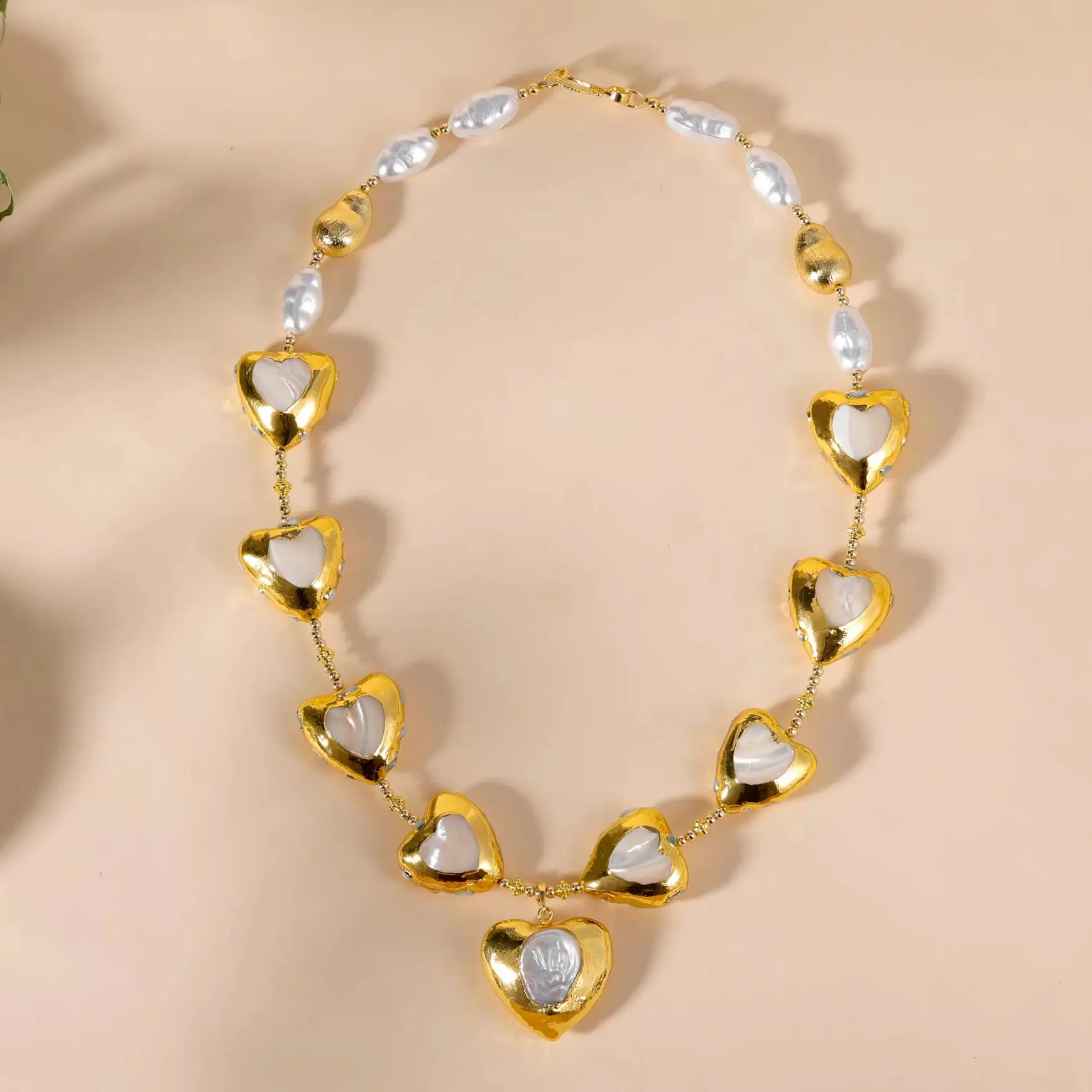 collana-con-ciondolo-con-perline-simmetiche-a-forma-di-cuore-di-perle-naturali-a-forma-di-riso-alla-moda-romantica-per-la-festa-delle-donne