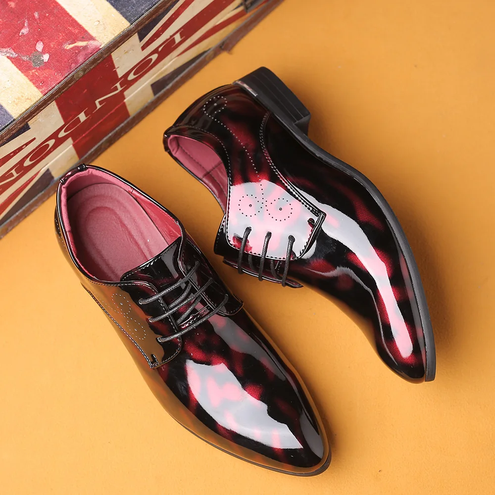 Men Fashion Red Sole Dance Club Derby Shoes For Man Business Dress Lace-Up Printed Patent Leather Men\'s Wedding Party Shoe