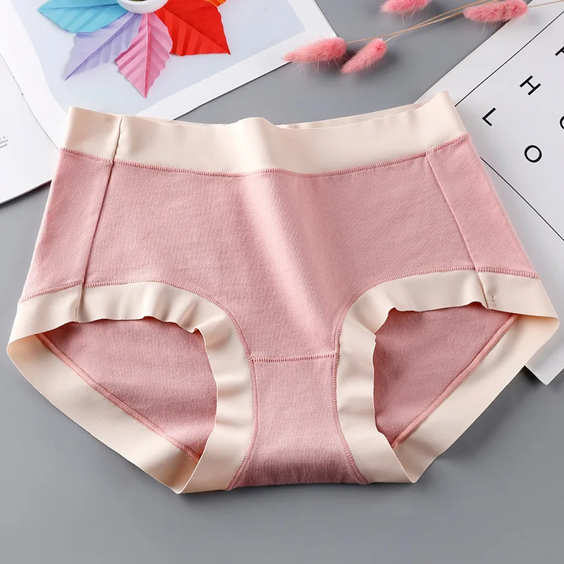 New Cotton Mid Waist Traceless Triangle Underpants with Graphite Rare Antibacterial Bottom Crotch Underpants